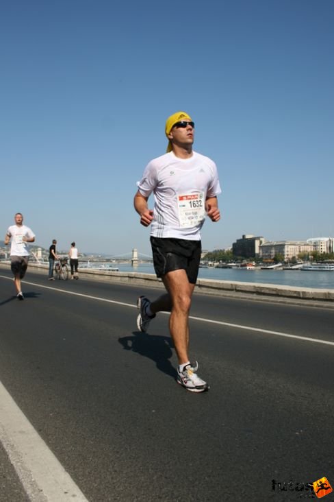 Kövér Balázs Budapest Marathon futás