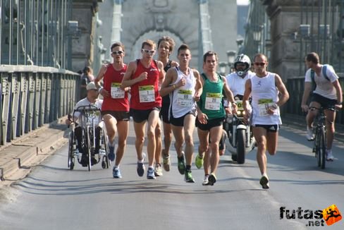 Nike Félmaraton futók Országos Bajnokság Budapest Félmaraton futás