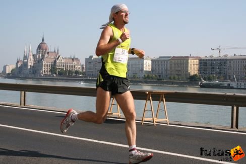 Vas Gábor Micro SC Budapest Budapest Félmaraton futás