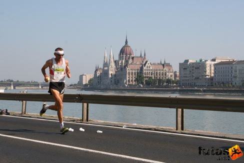 Szabó István Budapest Félmaraton futás