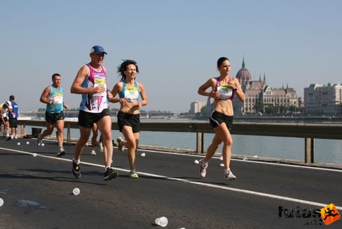 Vajda Zsuzsanna, Tóth Melinda Budapest Félmaraton futás