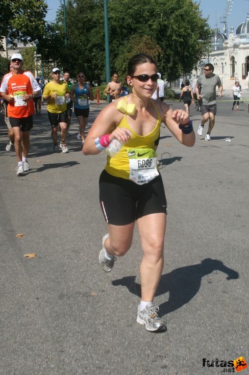 Koller Peroutka Marianne Budapest Félmaraton futás