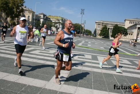 Kazi Budapest Félmaraton futás