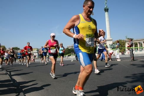 Roma Nicola sig atletica citta bianca Budapest Félmaraton futás