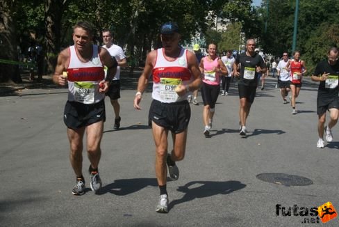 Kind, Hugo, Boe, Helge Budapest Félmaraton futás