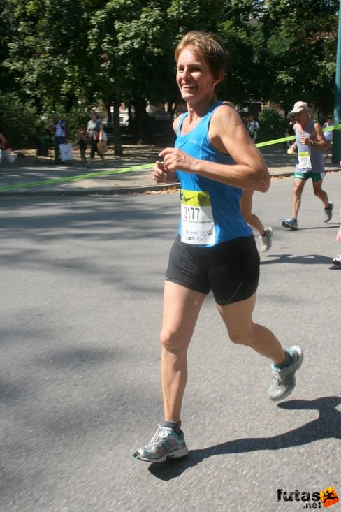 Pókné Német Mária Margó Budapest Félmaraton futás