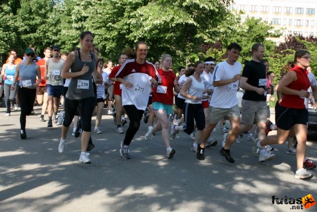Eötvös Ötös 5 kilométeres futóverseny, img_1643.jpg