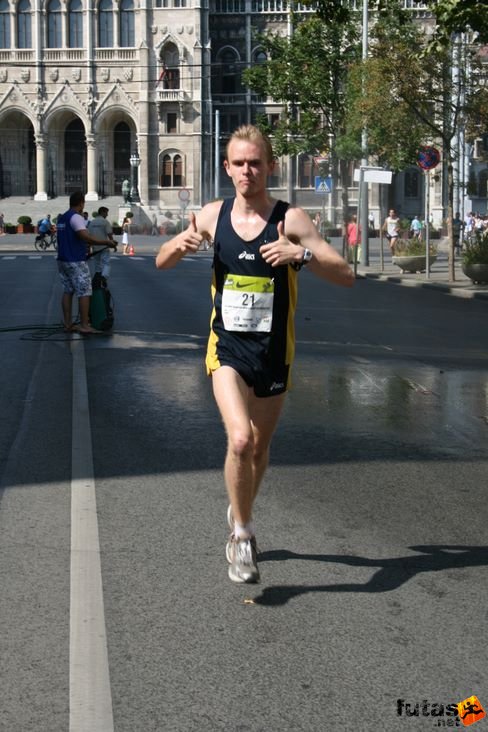 Csontos Imre Budapest Félmaraton futás