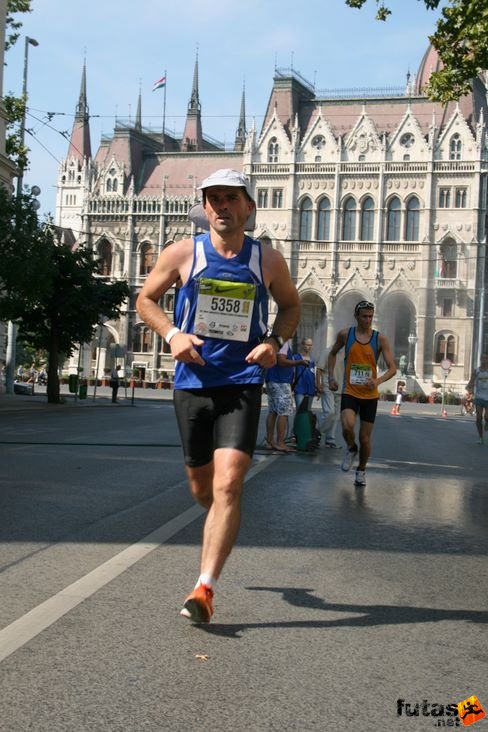 Kovács Tamás Budapest Félmaraton futás