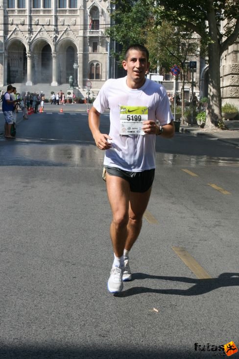 Budapest Half Marathon Runners Hungary 7302 Budapest Félmaraton futás