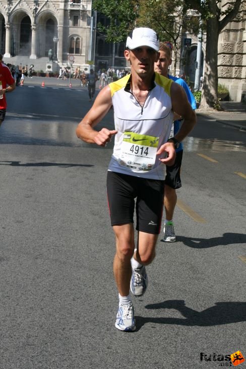 Budapest Half Marathon Runners Hungary 7308 Budapest Félmaraton futás