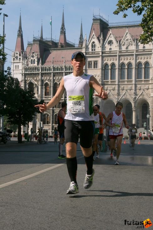 Mazsi Budapest Félmaraton futás
