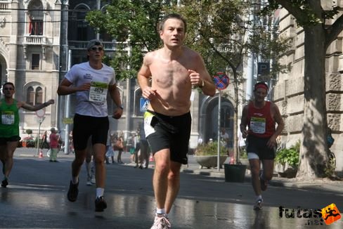Budapest Half Marathon Runners Hungary 7402 Budapest Félmaraton futás
