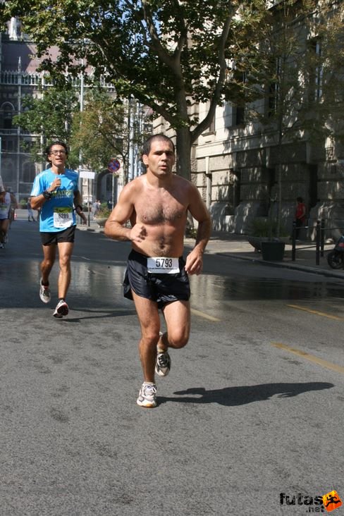 István Budapest Félmaraton futás