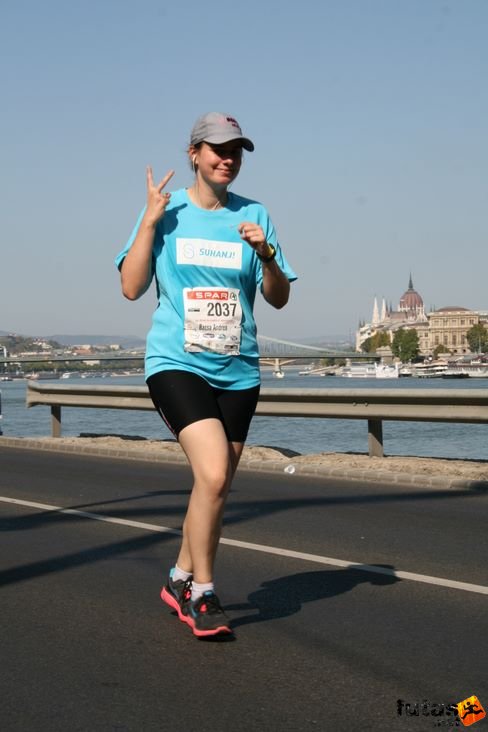 Andra Suhanj Budapest Marathon futás