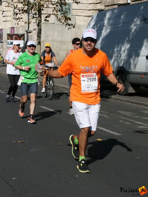 budapest_marthon_2700.jpg Budapest Marathon futás
