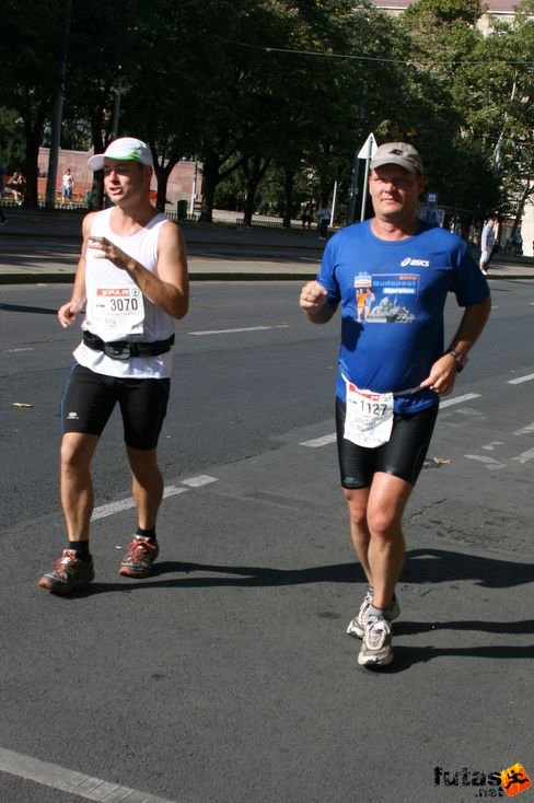 budapest_marthon_2811.jpg Budapest Marathon futás