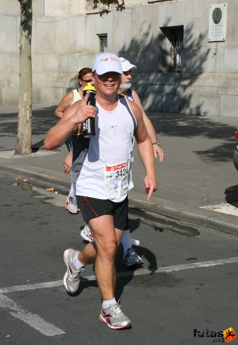 Nyári László Budapest Marathon futás