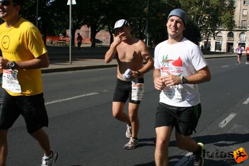 dr. Novák  Péter és dr. Zalai Zsolt Budapest Marathon futás