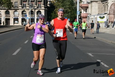 Nikkola Jonna Nikkola Juha Budapest Marathon futás