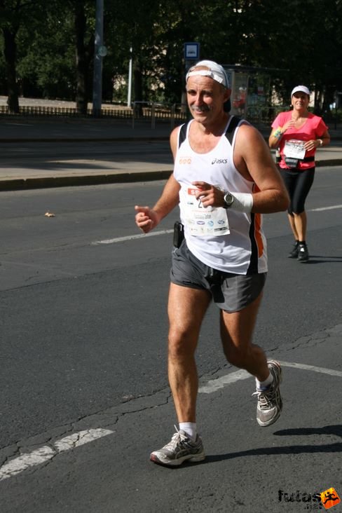 PosztiZoli Budapest Marathon futás