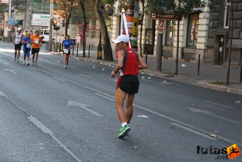 Ching-Kuang Hsueh Budapest Marathon futás