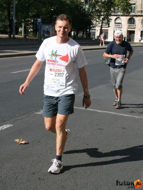 Kajtár István maraton futás Budapest Marathon futás