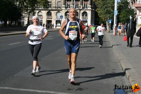 Horváth Eszter, Casolari Marco Budapest Marathon futás