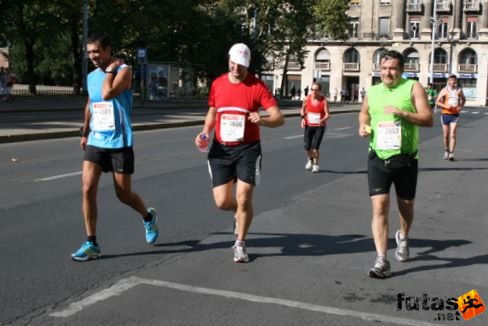 Edwards, Andy Budapest Marathon futás