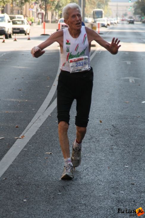 budapest_marthon_3010.jpg Budapest Marathon futás