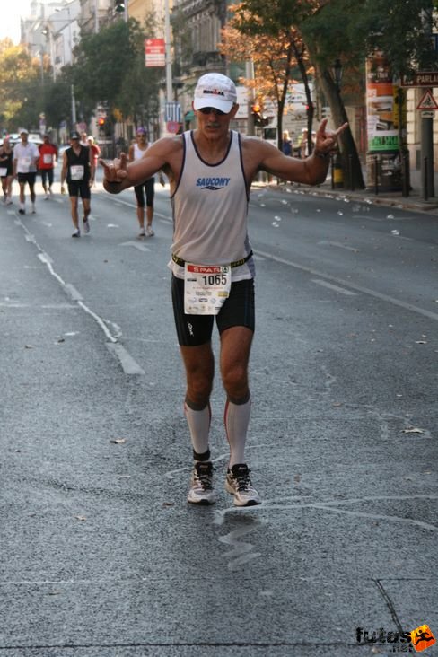 Iváncsics Péter Budapest Marathon futás