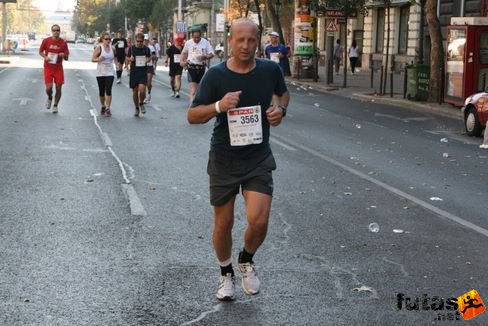 budapest_marthon_3107.jpg Budapest Marathon futás