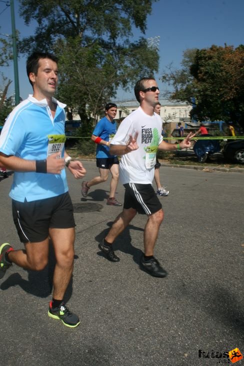 Budapest half marathon 8266 runners Budapest Félmaraton futás