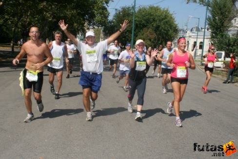 Budapest half marathon 8273 runners Budapest Félmaraton futás