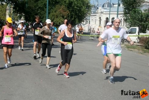 Budapest half marathon 8287 runners Budapest Félmaraton futás