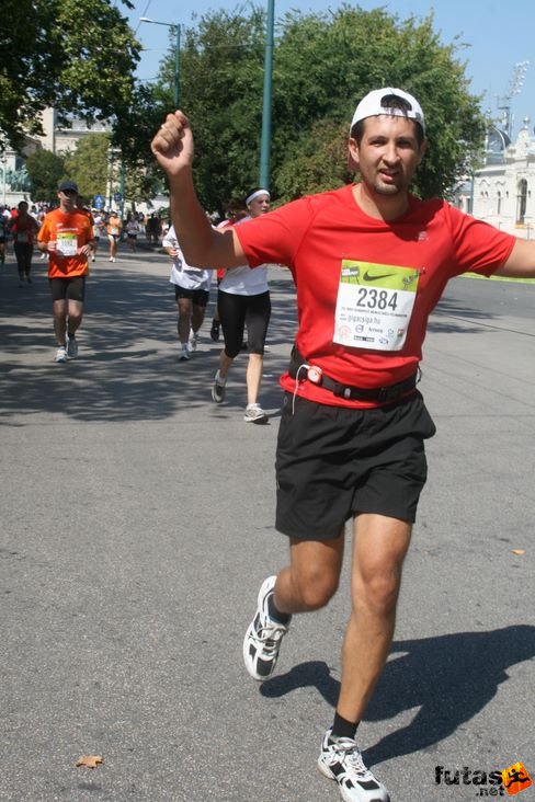 gigacsiga Budapest Félmaraton futás