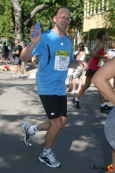 Fóti Marcell - félmarton - NetAcademia Oktatóközpont vezetője Budapest Félmaraton futás
