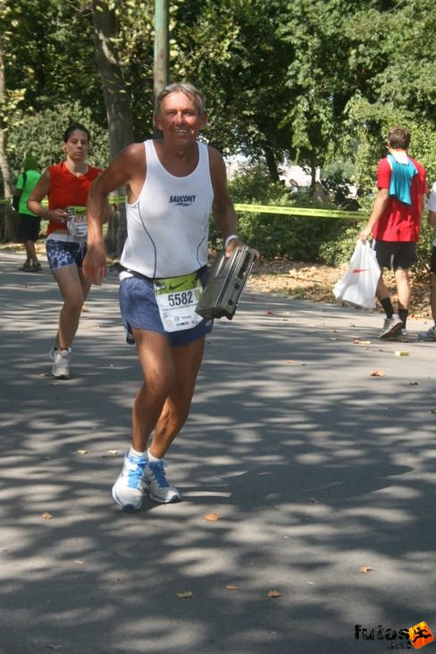 magnós Gyula Budapest Félmaraton futás