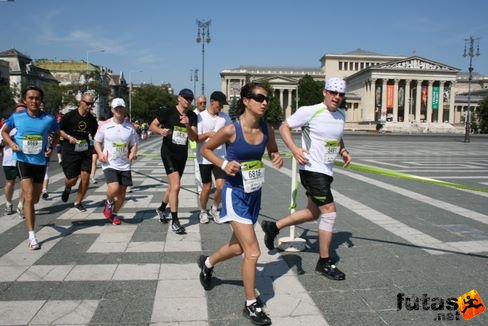 Josino Camila, Lőcsei Tamás Dr. Budapest Félmaraton futás