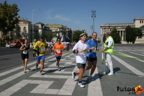 Steiner János Budapest Félmaraton futás