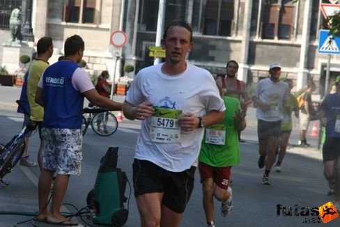 Tóth Zoltán Budapest Félmaraton futás