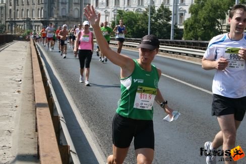 váltós Budapest Félmaraton futás