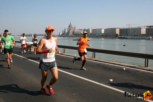 Holl Richárd Budapest Félmaraton futás