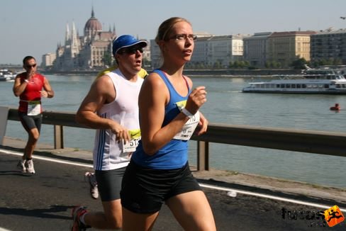 Almássy Mariann a Nike Félmaratonon Budapest Félmaraton futás