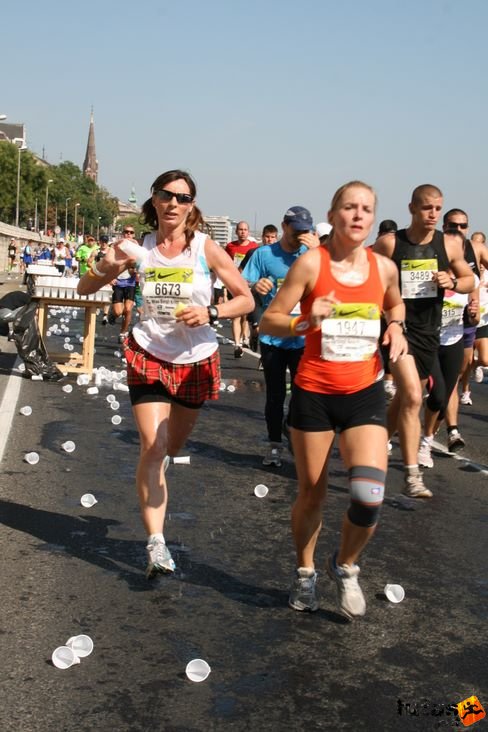 Knox Sarah, GBR Serpentine Running Club Budapest Félmaraton futás