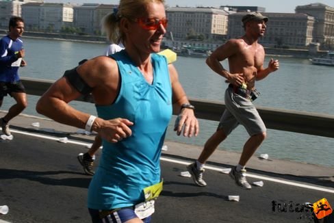 Kriszta Budapest Félmaraton futás