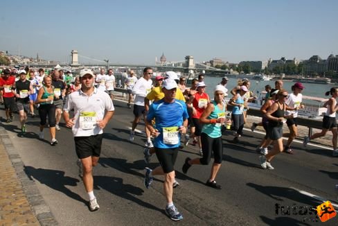 budapest_half_marathon_7075.jpg Budapest Félmaraton futás