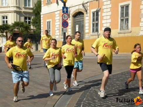 fuss_rakkutatasert_pecs_040.jpg Fuss a Rákgyógyításért Pécsen futás