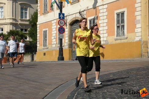 fuss_rakkutatasert_pecs_090.jpg Fuss a Rákgyógyításért Pécsen futás