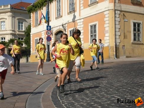 fuss_rakkutatasert_pecs_091.jpg Fuss a Rákgyógyításért Pécsen futás